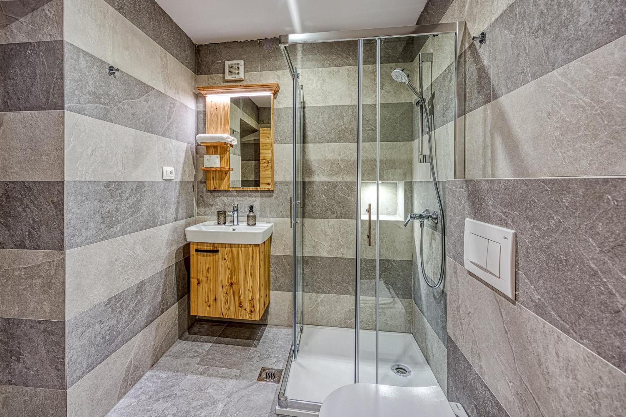 Apartments Viktor Rateče Стая снимка